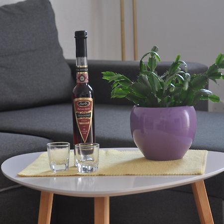 Apartman Mirna Ровинь Экстерьер фото