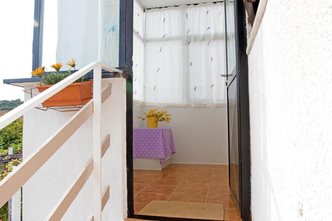 Apartman Mirna Ровинь Экстерьер фото